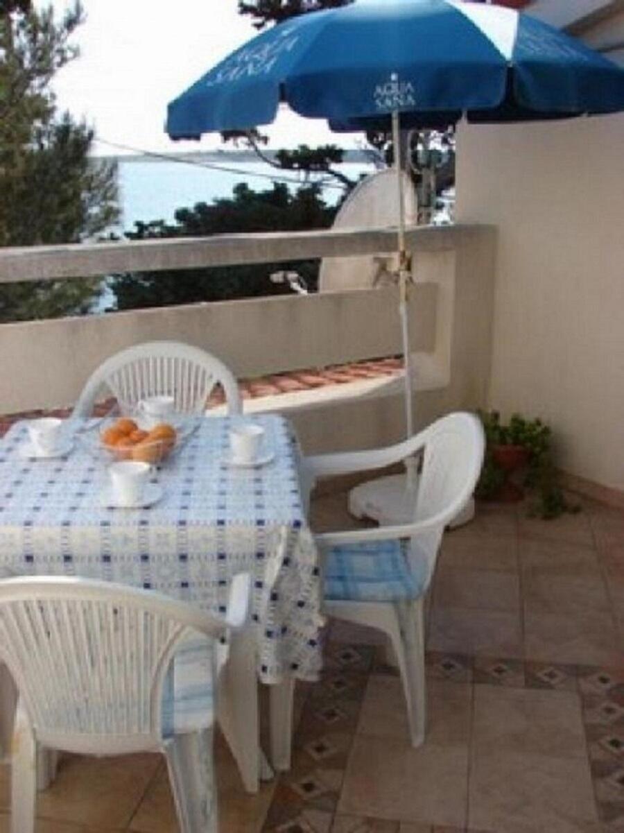 Apartment Gordana Košljun Exteriör bild