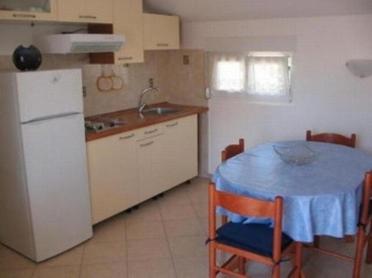 Apartment Gordana Košljun Exteriör bild